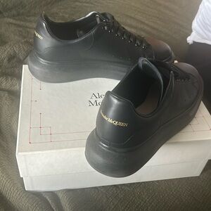 Alexander McQueen Sneakers